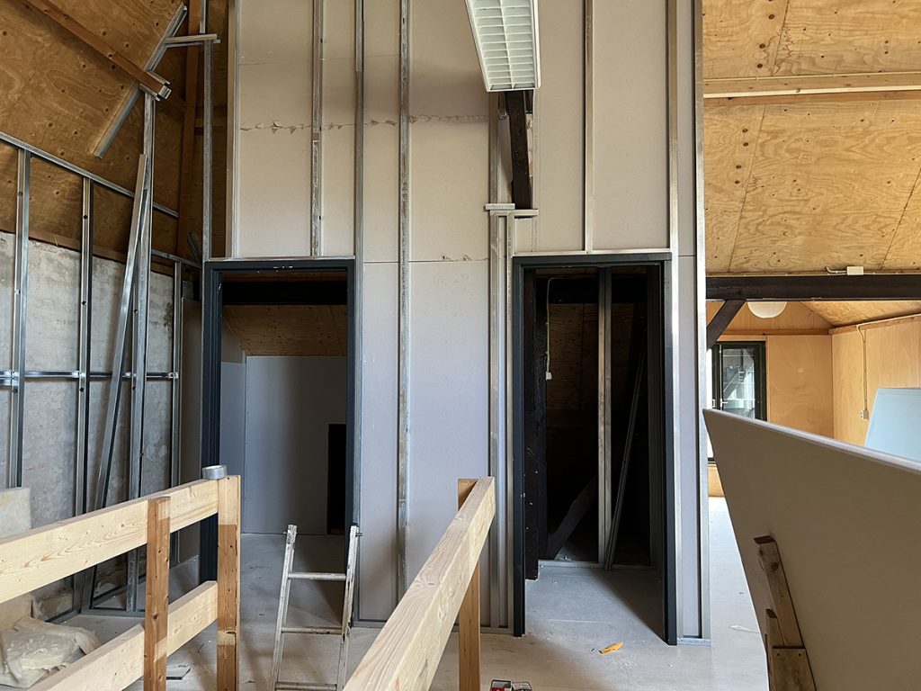 Dierenkliniek Tiel-Drumpt: Een maand onderweg in de verbouwing van de dierenkliniek: Een ruimere kantine