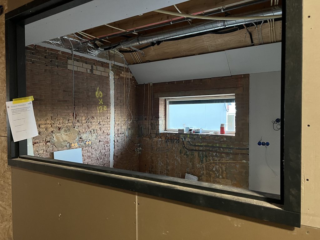 Dierenkliniek Tiel-Drumpt: 11e maand van de verbouwing, vooruitgang: de operatiekamer