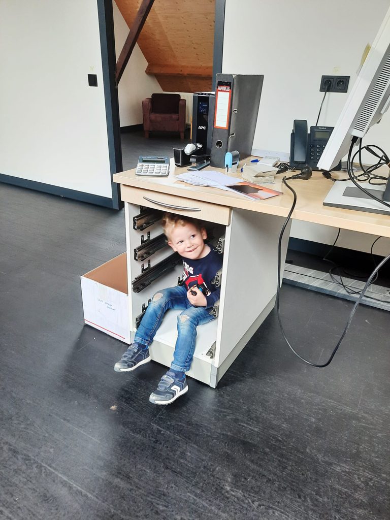 Dierenkliniek Tiel-Drumpt: Laatste blog in de doorlopende serie van de verbouwing van de praktijk: Iedereen helpt