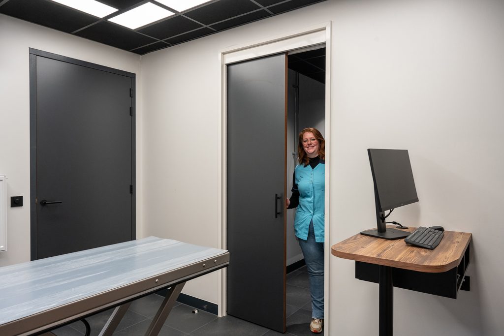 Dierenkliniek Tiel-Drumpt: spreekkamers/behandelkamers: De extra kamer